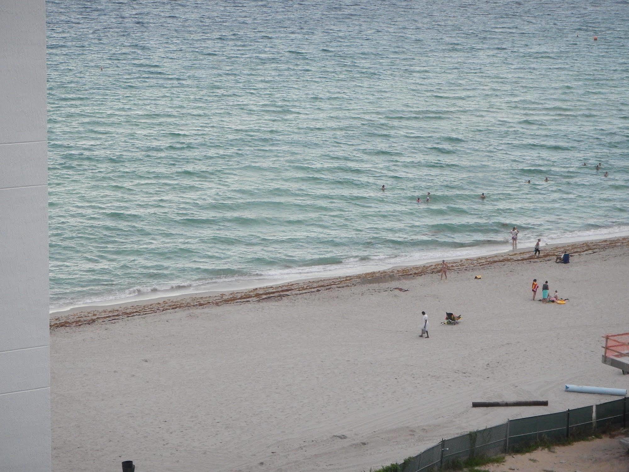 Apartments At Sian Residences Hallandale Beach Luaran gambar
